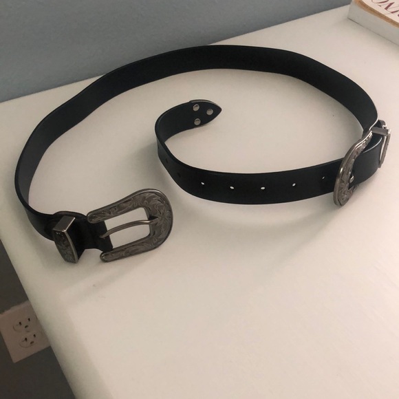 Double Buckle Vintage Western Belt - Picture 3 of 3